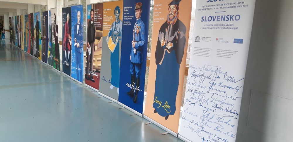 Výstava – Slovensko   významné osobnosti a udalosti v kalendári výročí  UNESCO od roku 1996